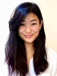 Elisabeth Huh, LMSW Profile Headshot